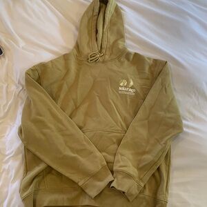 Solar age, yellow sweatshirt